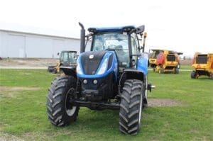 NEW-HOLLAND-T7